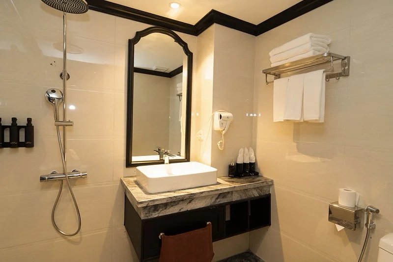 Deluxe Triple – FTE Hạ Long Hotel