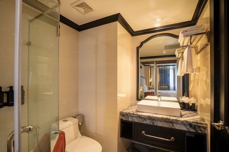 Deluxe Triple – FTE Hạ Long Hotel